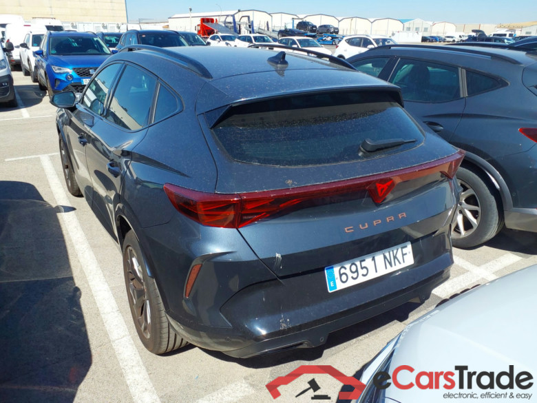 CUPRA Formentor 1.5 eTSI DSG 150cv AutomÃ¡tico  #2