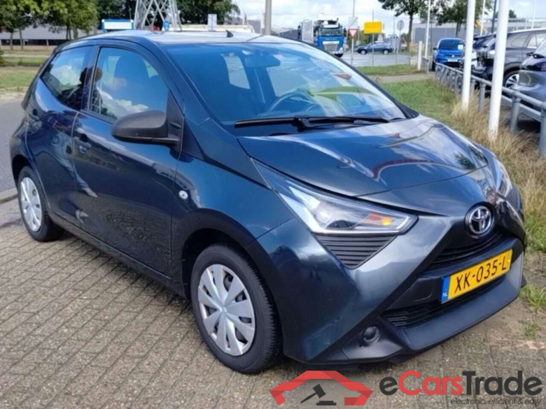 TOYOTA Aygo 1.0 VVT-i x-fun #2
