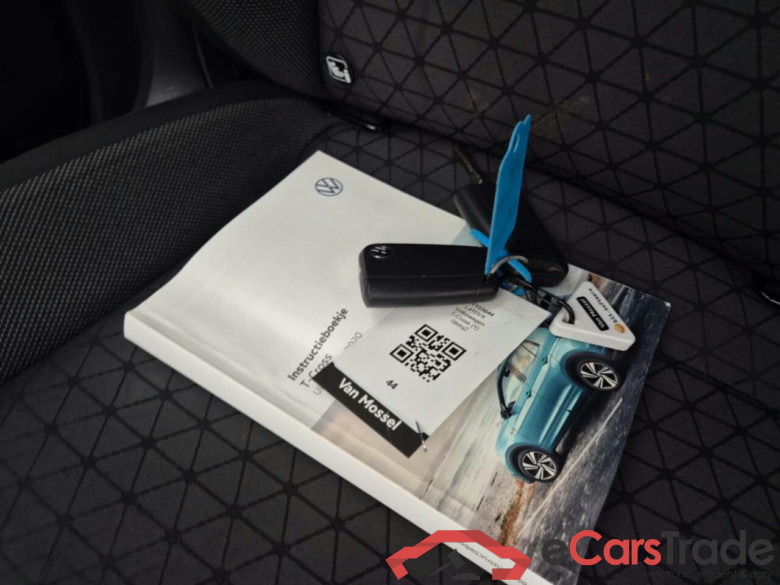 VOLKSWAGEN T-Cross 1.0 TSI Life DSG #6