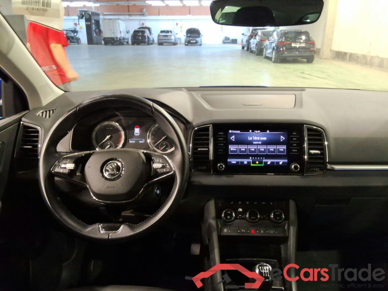 SKODA KAROQ 1.0 TSI 81KW CLEVER #6