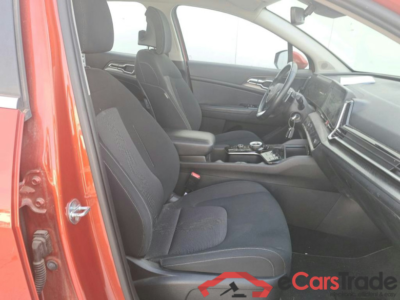 KIA Sportage / 2022 / 5P / todoterreno 1.6 T-GDi HEV 171kW (230CV) Drive 4X2 #6