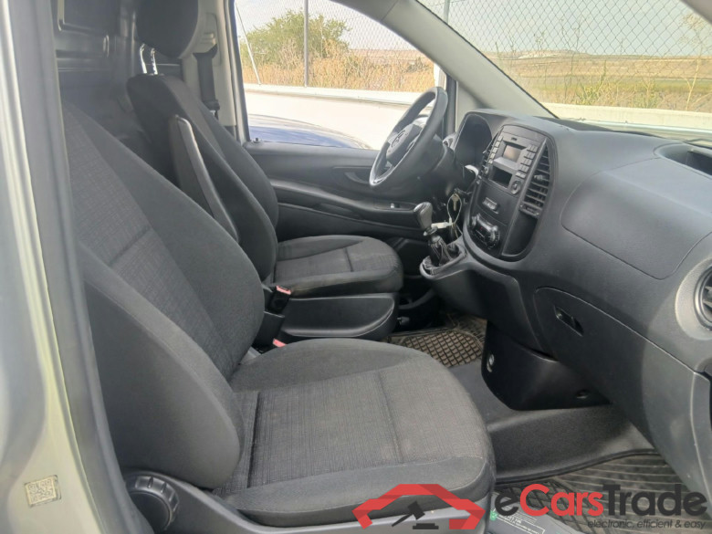 MERCEDES-BENZ Vito / 2014 / 4P / furgón 111 CDI Larga #6