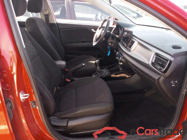 KIA Rio / 2020 / 5P / berlina con portón 1.0 T-GDi 74kW (100CV) MHEV iMT Drive #6