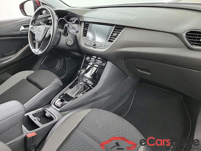 OPEL Grandland X 1.2 Turbo S&S 96kW Bus. Executive Auto 5D #6