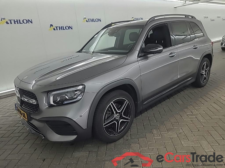MERCEDES-BENZ GLB-Klasse 200 DCT AMG Line 5D 120kW #1