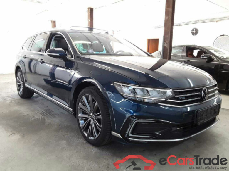 Volkswagen Passat  #1