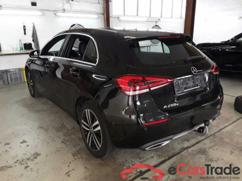 Mercedes-Benz A  #3