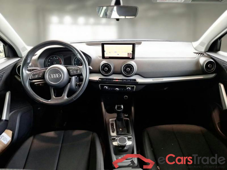 AUDI Q2 / 2020 / 5P / SUV 1.5 35 TFSI BUSINESS S TRONIC #3