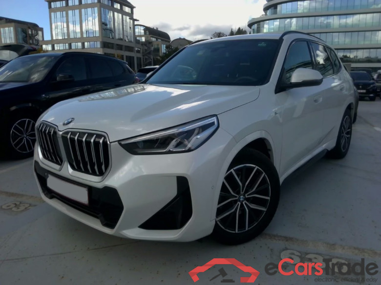BMW X1 1.5 sDrive18i M-Sport Aut. LED LC-Pro Navi-Pro Sport-Leather KeylessGo Camera Klima PDC ...