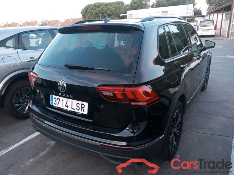 VOLKSWAGEN Tiguan / 2020 / 5P / todoterreno Life 2.0 TDI 110kW (150CV) DSG (AC2) #2