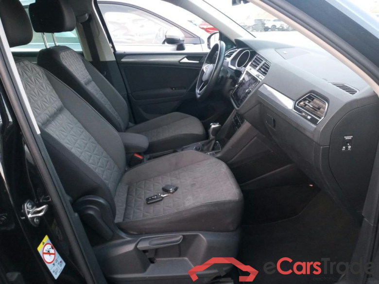 VOLKSWAGEN Tiguan / 2020 / 5P / todoterreno Life 2.0 TDI 110kW (150CV) DSG (AC2) #6