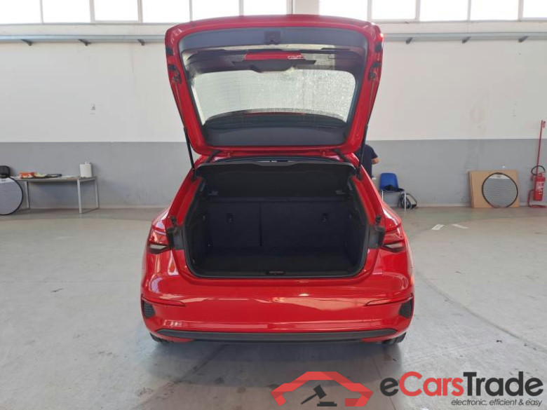 AUDI A3 / 2020 / 5P / BERLINA 40 TFSI E S TRONIC S. BACK #5