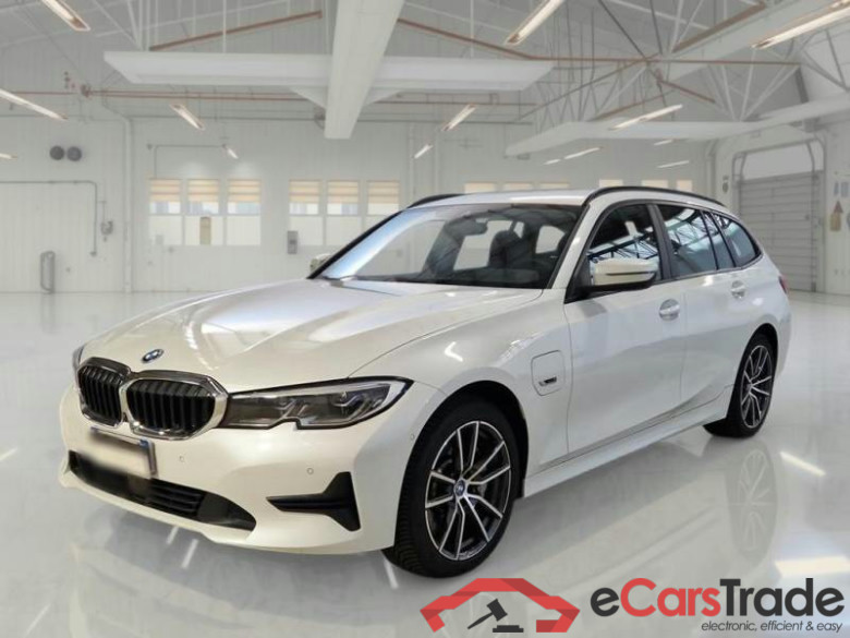 BMW SERIE 3 / 2018 / 5P / STATION WAGON 330E XDRIVE BUSINESS ADVAN. TOURING AUTO #1