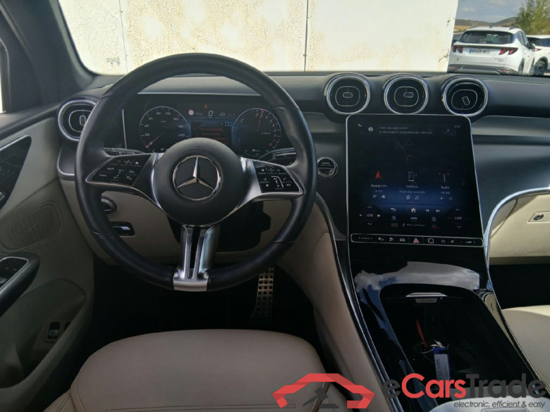 MERCEDES-BENZ GLC / 2022 / 5P / todoterreno GLC 300 e 4MATIC #3