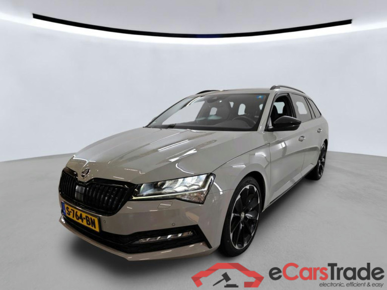 SKODA Superb Combi 110 kW #1