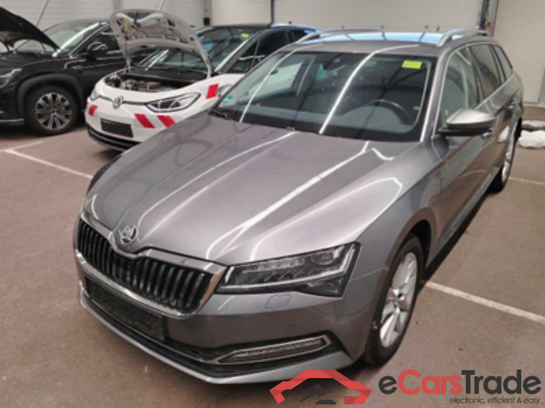 Superb Combi Style 2.0 TDI 110KW AT7 E6d #1