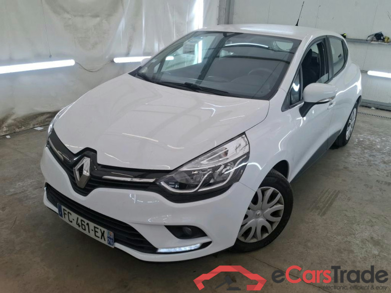 Clio IV Air MediaNav 1.5 dCi 75CV BVM5 E6 #1