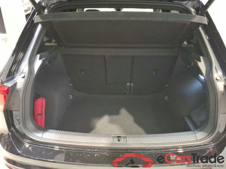 Volkswagen Tiguan (AX1)(07.2020->2024) DE - SUV5 2.0 TSI BMT/Start-Stopp EU6d, 4Motion R-Line OPF, (Facelift) 2020 - 20 #6