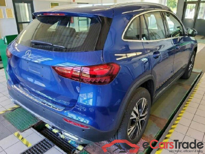 Mercedes-Benz GLA (BM 247)(02.2020->) DE - SUV5 GLA 250 EU6d, 4Matic Progressive, (Facelift) 2023 - 2024 #3