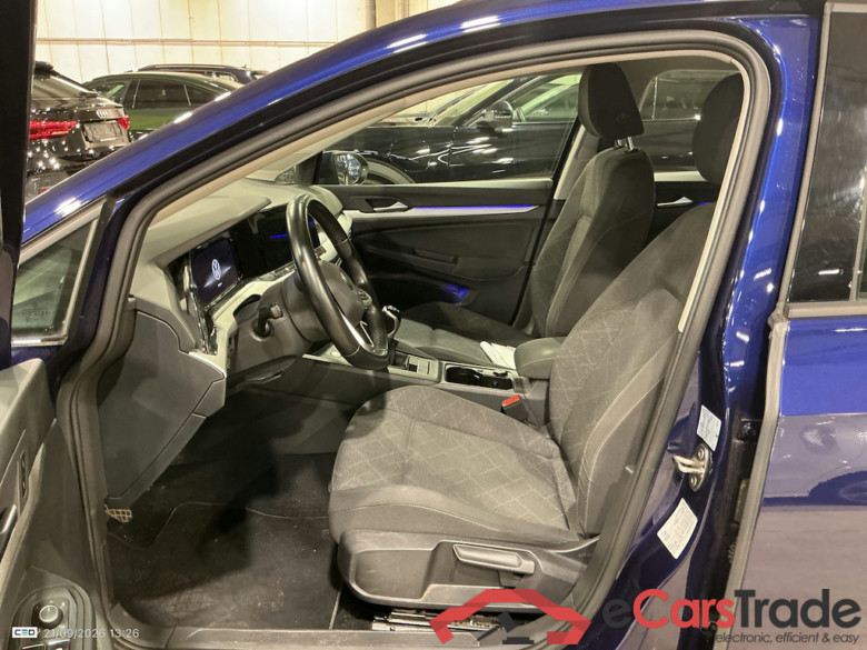 Volkswagen Golf 2.0 TDi Life LED Virtual Ambient ACC Navi KeylessGo Camera Klima PDC ... #5