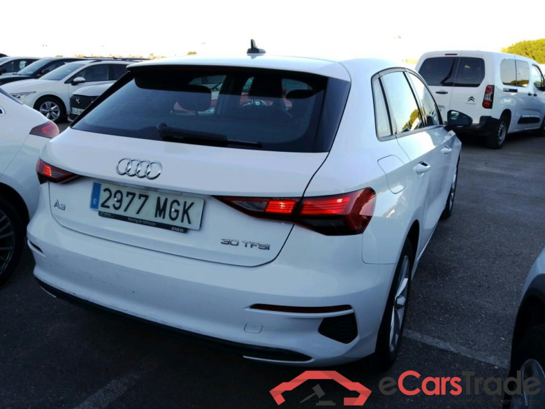 AUDI A3 / 2020 / 5P / berlina con portón Sportback 30 TFSI 81kW (110CV) S tronic #2