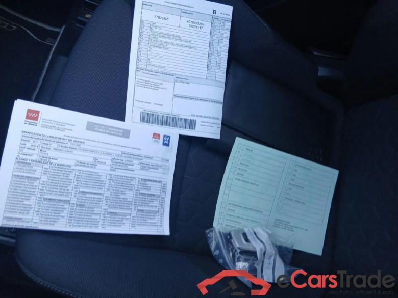 TOYOTA Corolla / 2019 / 5P / familiar 1.8 125H BUSINESS PLUS E-CVT TOU SPORT #5