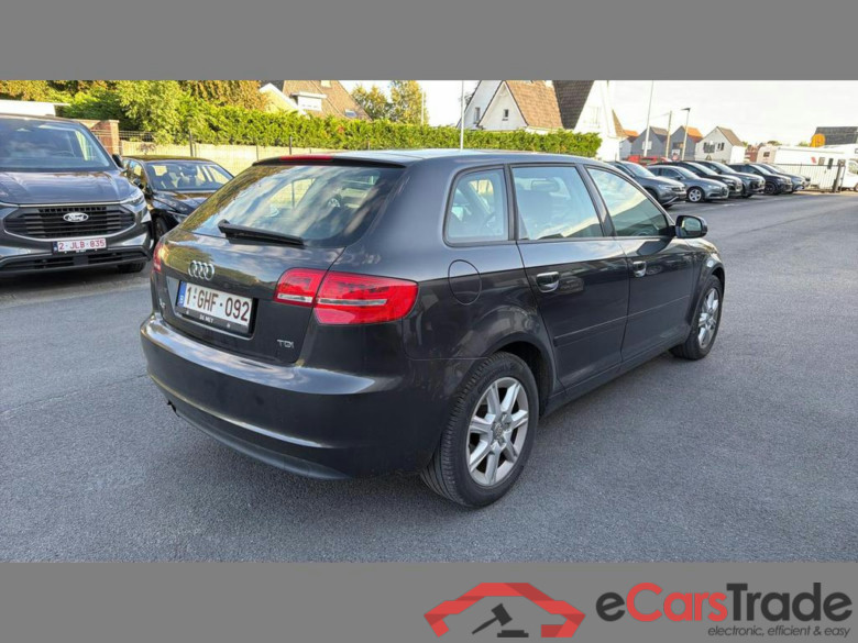 AUDI A3 Sportback Dsl 1.6 TDi Ambiente Start/Stop DPF #2