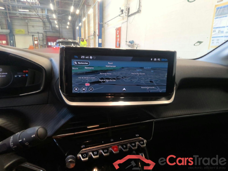 Peugeot 208 Allure 1.2 PureTech 100 S&S BVM6 #5