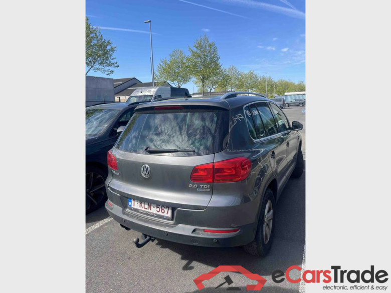 VOLKSWAGEN Tiguan Sport & Style 2.0 TDI BlueMotion Technology 103 kW (140 ch) 6 vitesses manuel #4