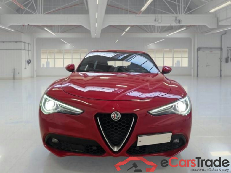 ALFA ROMEO STELVIO / 2017 / 5P / SUV 2.2 TD 190 CV SUPER BUSINESS AT8 Q4 #5