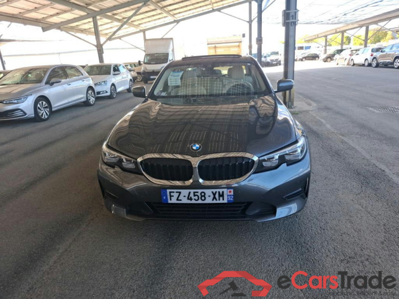 BMW Série 3 Berline / 2018 / 4P / Berline 320e 204ch Business Design BVA8 Hybride #1
