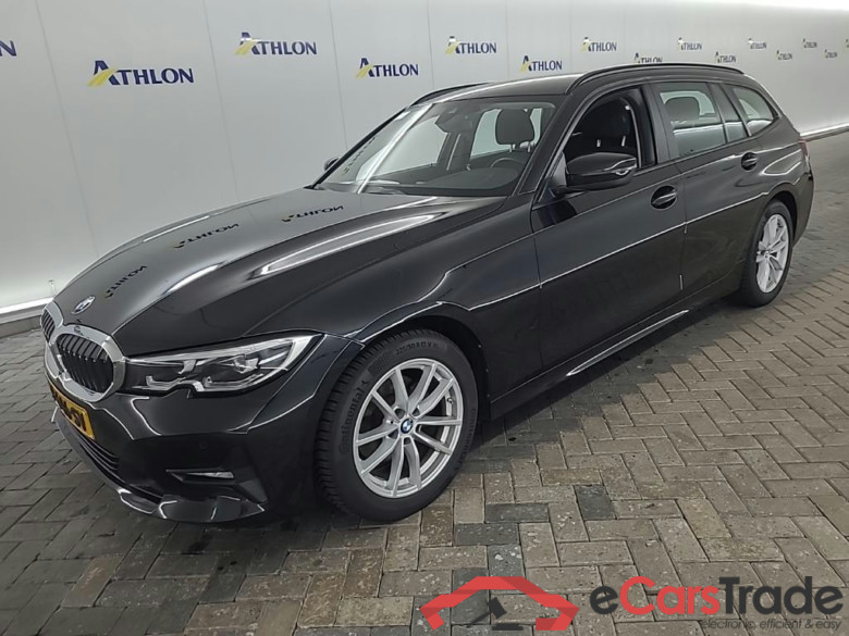 BMW 3-serie Touring 320iA Business Edition 5D 135kW #1
