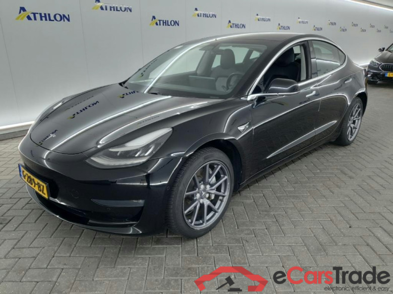 Tesla Model 3 Standard Range Plus RWD 4D 225kW