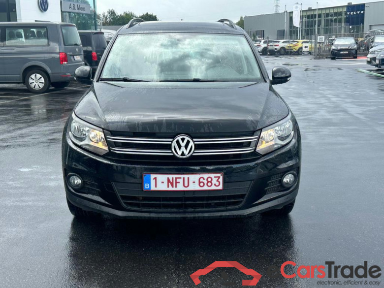 VOLKSWAGEN Tiguan Trend & Fun 2.0 TDI SCR BlueMotion Technology 81 kW (110 ch) 6 vitesses manuel #4