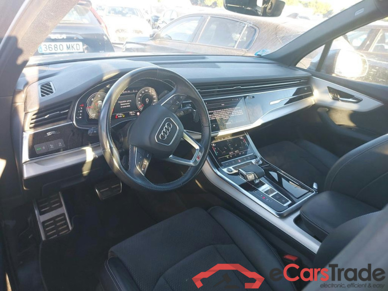 AUDI Q7 / 2019 / 5P / todoterreno S line 45 TDI 170kW (232CV) quat. tip.(AC)   7 plazas #3