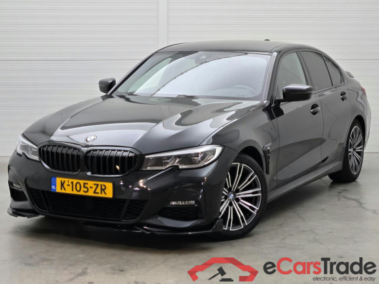 BMW 3-serie 318i High Executive
