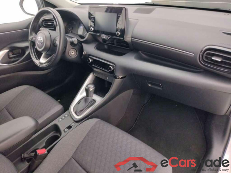 TOYOTA Yaris 1.5 Hyb. Active #3