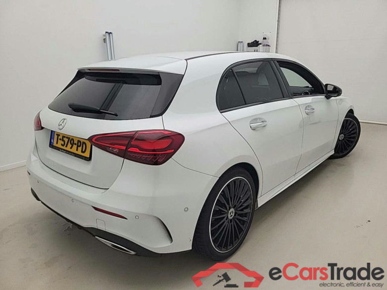 MERCEDES-BENZ A-klasse 180 AMG Line AUT #2