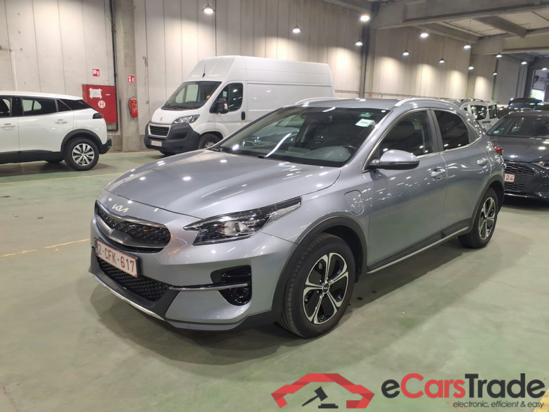 KIA XCEED 1.6 GDI PHEV DCT BUSINESS LINE
