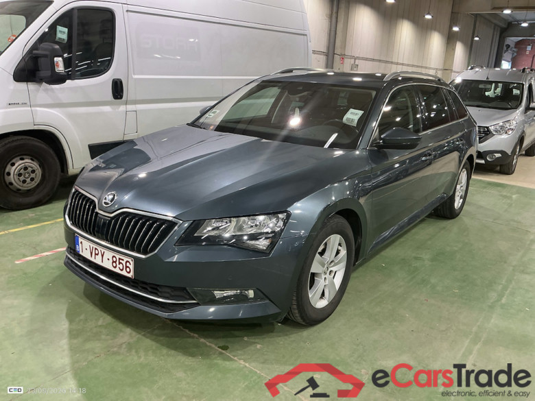 SKODA SUPERB COMBI DIESEL - 2015 2.0 CR TDi Ambition DSG #1