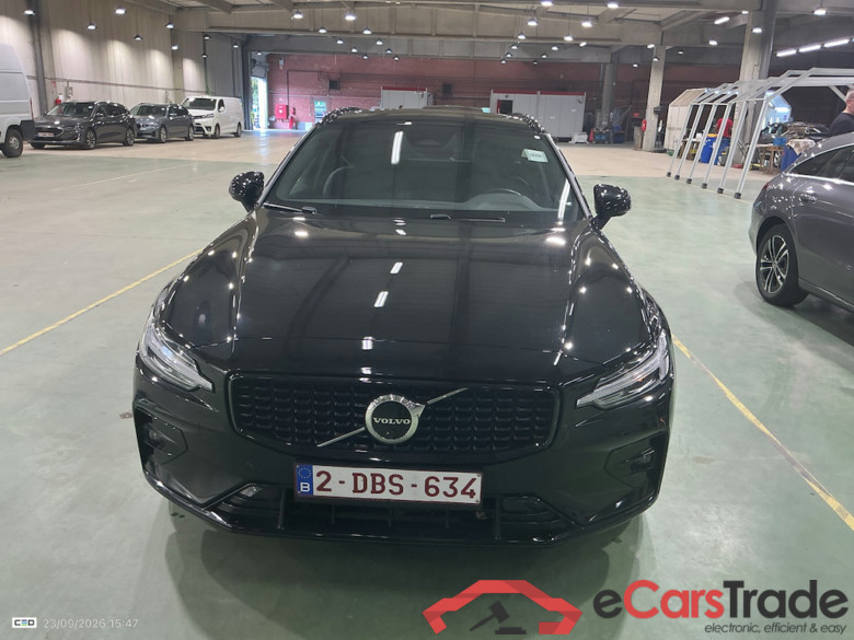 VOLVO V60 2.0 B4 D MHEV PLUS DARK AUTO #2
