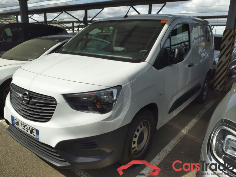 OPEL Combo  OPEL Combo  CARGO HDI 100 TAILLE M 950KG + PACK CHANTIER + CAMERA AR + RADIO DAB TABLETTE 8’’ #1
