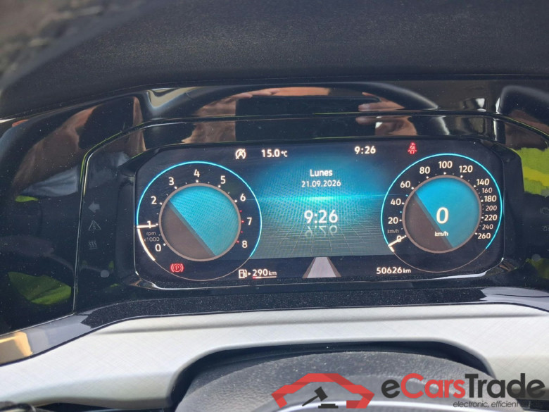 VOLKSWAGEN Golf / 2020 / 5P / berlina con portón Life 1.0 TSI 81kW (110CV) #4