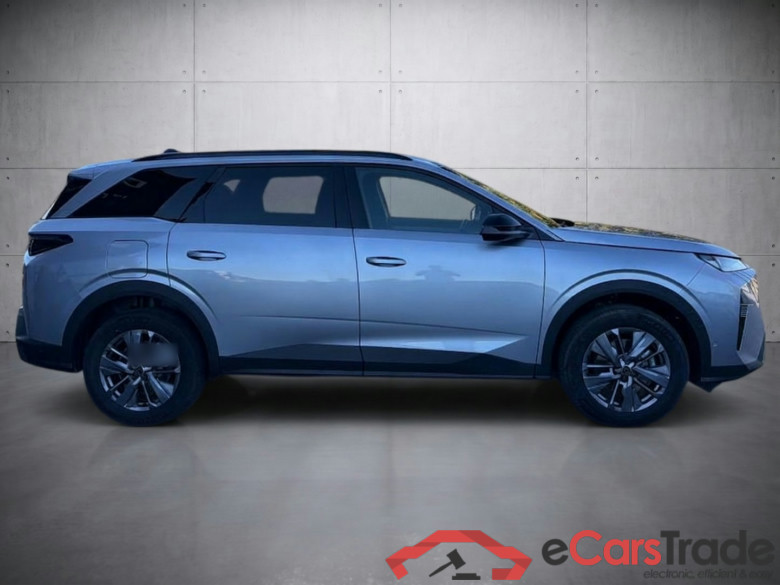Peugeot 5008 Allure Hybrid 145 e-DCS6 #4