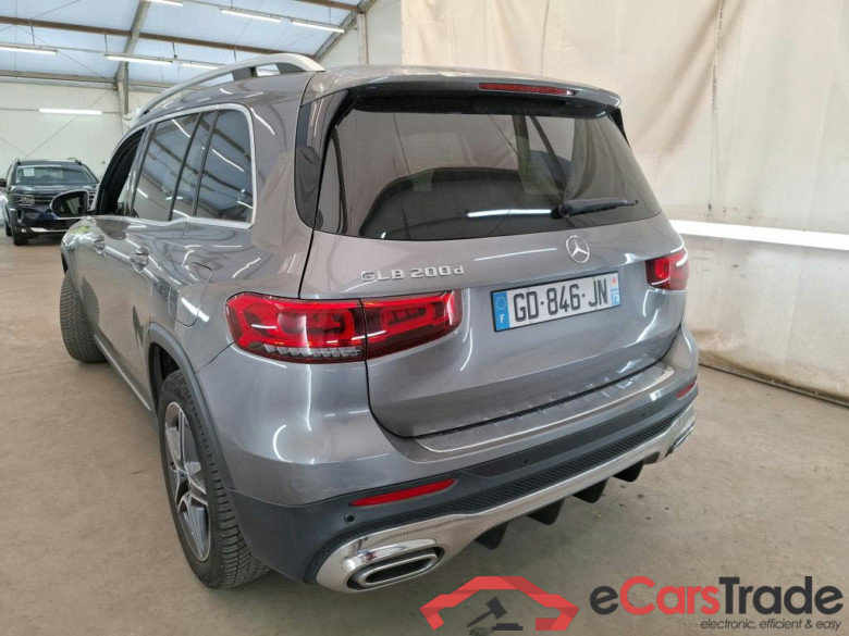 MERCEDES-BENZ GLB / 2019 / 5P / SUV GLB 200 d AMG Line #4