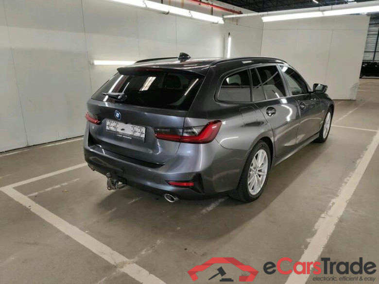 BMW 3 Reeks Touring 3 Reeks Touring 320e (150 kW) (PHEV) 150kW/204pk  5D/P Auto-8 #4