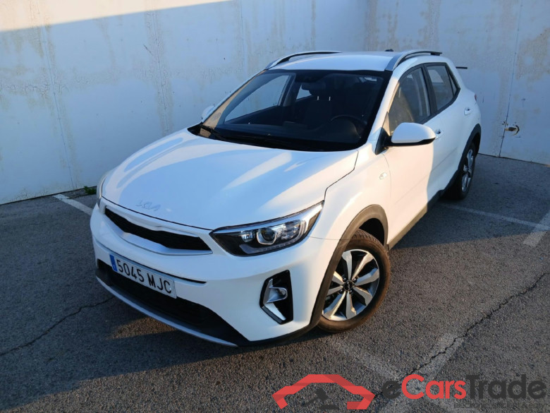 KIA Stonic / 2017 / 5P / todoterreno 1.0 T-GDi 74kW (100CV) MHEV MT Concept