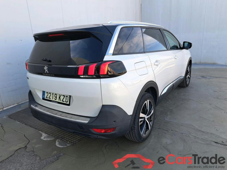 PEUGEOT 5008 / 2017 / 5P / todoterreno Allure BlueHDi 96kW (130CV) S&S EAT8 #2
