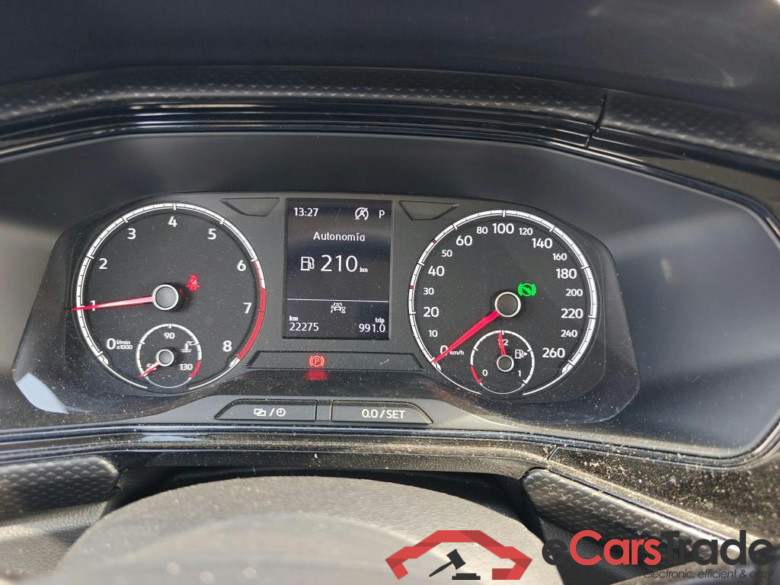 VOLKSWAGEN T-Cross / 2018 / 5P / todoterreno Advance 1.0 TSI 85kW (115CV) DSG (AC) #4