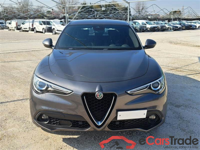 ALFA ROMEO STELVIO / 2017 / 5P / SUV 2.2 TD 190 CV SUPER BUSINESS AT8 Q4 #6